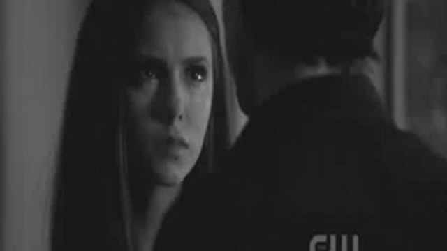 Елена и Деймон - Сотри его из мемори смотреть онлайн