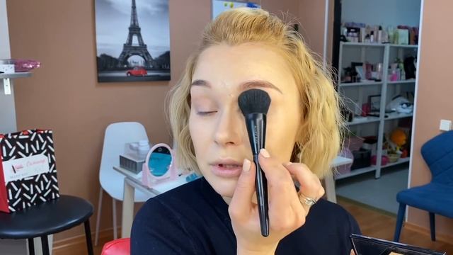 Макияж скульптурирующими пудрами Mary Kay смотреть онлайн