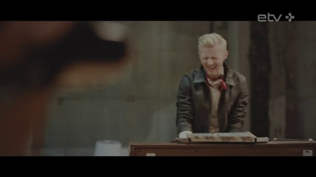 Ewert and Two Dragons - Pictures смотреть онлайн