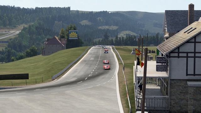 Ferrari 330 P4 @ Spa on the old 8.75 Mile Historic Track смотреть онлайн