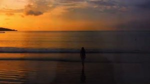 "РУСАЛОЧКИ" поёт Ирина Чадова 
(автор Валентина Пудова)