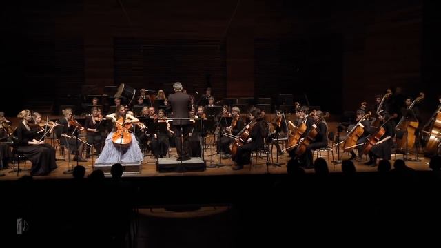 Nadège Rochat performs Tschaikowsky's Variations on a Rococo Theme, Op. 33 смотреть онлайн