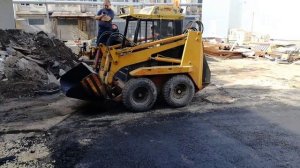 мини погрузчик - асфальтируем ПУМом 500
