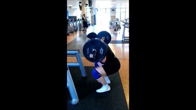 Burty Squats ( Half Squats ) 110 kg смотреть онлайн