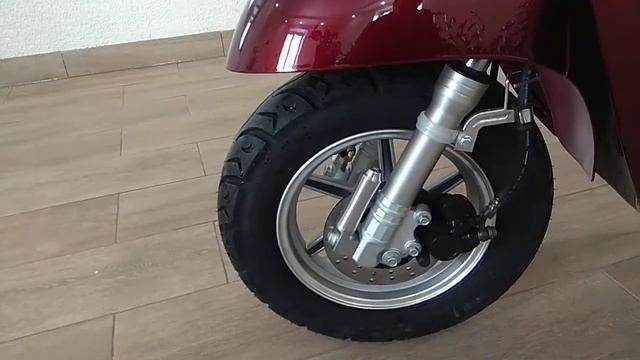 Скутер VENTO RETRO!!! смотреть онлайн