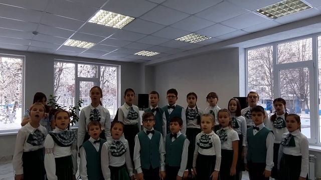 Муз. Е Рыбкина, сл. В Степанова "Новогодняя ночь". Исполняет хор младших классов "Фантазеры" смотреть онлайн