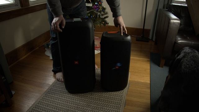 JBL Partybox 100 TWS with Partybox 300 смотреть онлайн