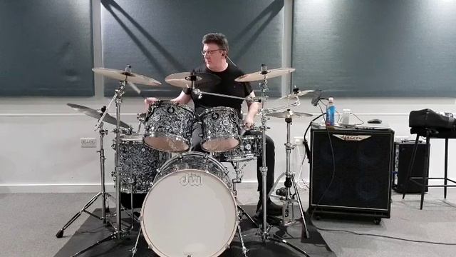Summer of 69 - Bryan Adams - Drum cover смотреть онлайн
