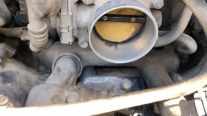 Чистка заслонки на Toyota Land Cruiser 100