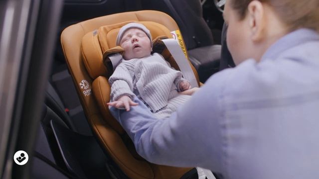 How to install your baby in the Maxi-Cosi Pearl 360 смотреть онлайн