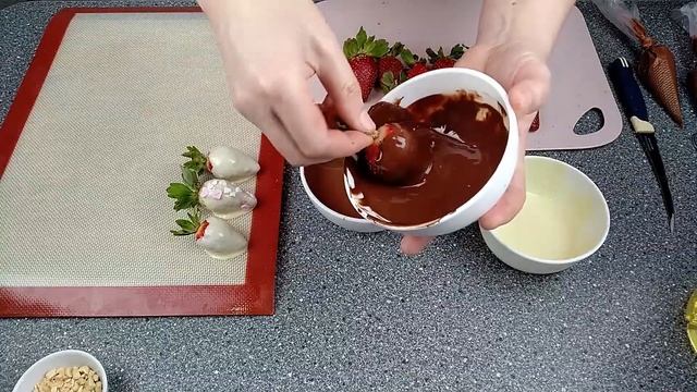 Клубника в шоколаде. смотреть онлайн