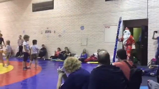 Новогодний спортивный праздник для наших учеников в Олимпийском!