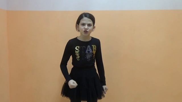 басня МАРТЫШКА И ОЧКИ. автор ИВАН КРЫЛОВ. читает АННА КРЫЛОВА 10лет