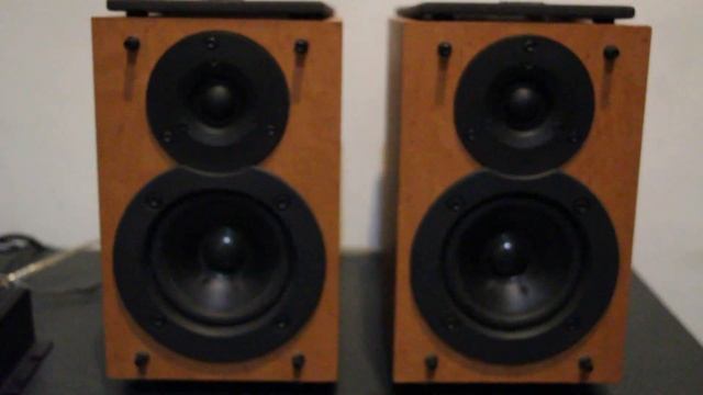 Lepy LP-2020 A class-d Mini Stereo Amplifier with Sony SS-CEX1 Bookshelf Speakers смотреть онлайн