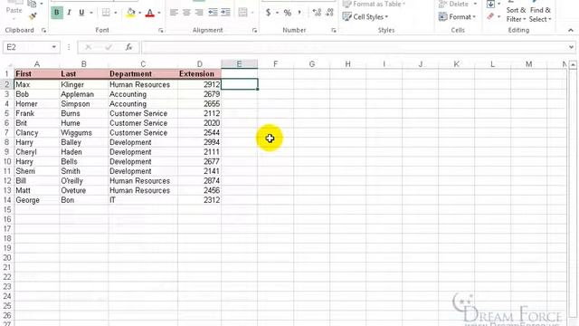 Microsoft Excel 2016: Merge Workbooks смотреть онлайн