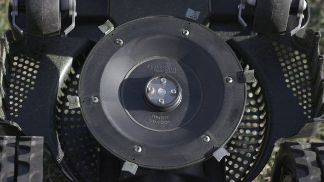 Газонокосилка-робот Caiman Tech X4 Elite Medium