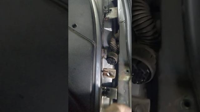 Замена порогов шнива. Ч.1. Как снять двери?