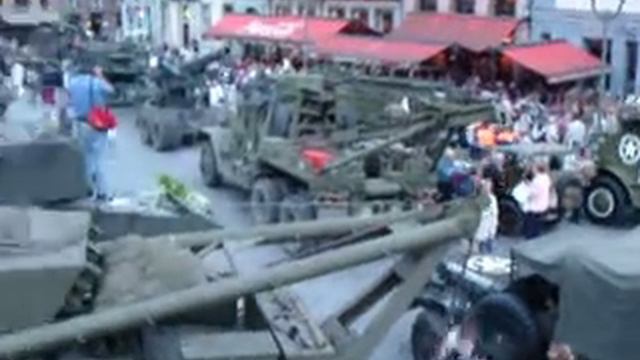 Tanks in Town 2004 Mons 34 смотреть онлайн