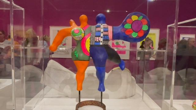 Niki de Saint Phalle Ausstellung in der Schirn Kunsthalle смотреть онлайн