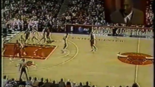 Michael Jordan 1996: 53 pts Vs. Grant Hill & Pistons смотреть онлайн