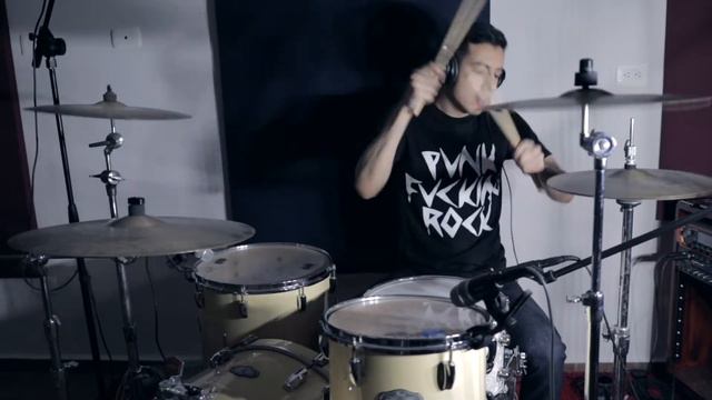 LILHUDDY - 21st Century Vampire - Drum Cover смотреть онлайн