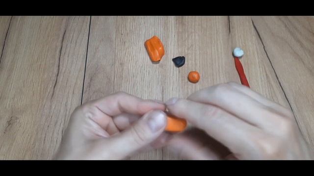 Лепим Rainbow Friends. Радужные Друзья из пластилина. БЛУ.ГРИН.ОРАНЖ.ПЕРПЛ. Видео Лепка у Романа смотреть онлайн