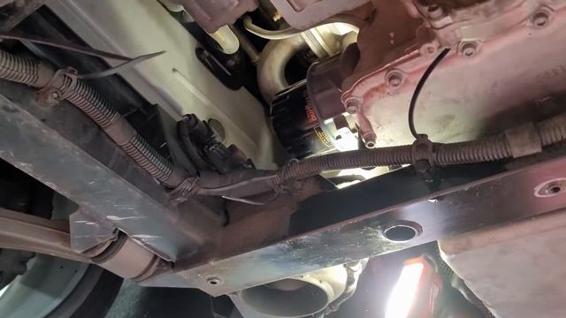 2012 Maserati Quattroporte Oil Change смотреть онлайн