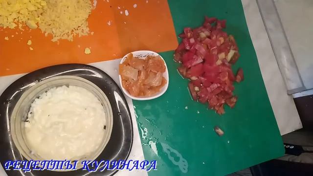 "САЛАТ С КРАСНОЙ РЫБОЙ" Очень просто и быстро! НЕОБЫКНОВЕННО ВКУСНЫЙ ПРАЗДНИЧНЫЙ САЛАТ! смотреть онлайн