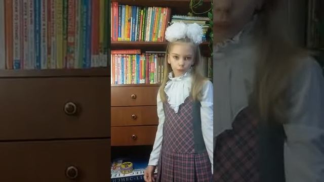 Михалков Сергей Владимирович «Как же жили мы без книг» смотреть онлайн