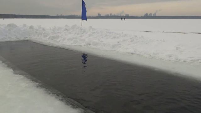 Шарташ и зимние купания. смотреть онлайн