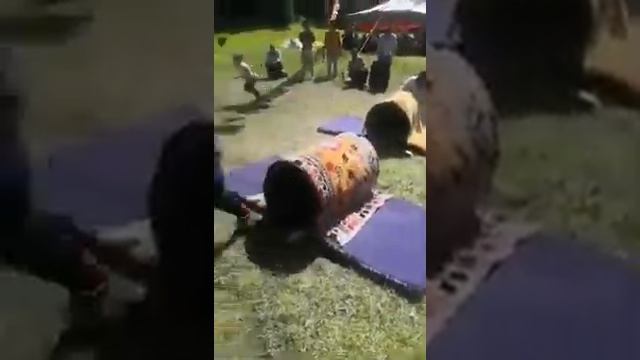 ЛУЧШИЕ ПРИКОЛЫ | Челленджи на улице | Смешные видео до слёз | ПРИКОЛЫ С ЛЮДЬМИ | ПОЗИТИВ смотреть онлайн