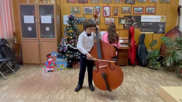 Головенко Савва, 8 лет, г. Курск. Русская народная песня «Из-под дуба, из-под вяза» смотреть онлайн