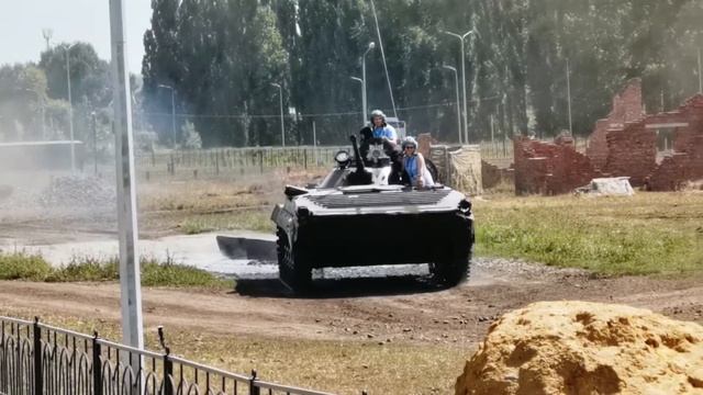 Прокатиться на танке в Прохоровке смотреть онлайн