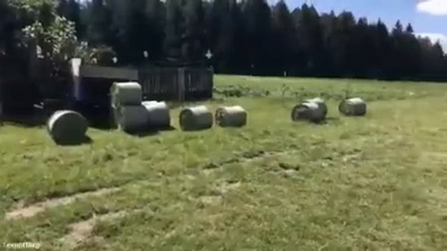 Мини пресс подборьщик для сена смотреть онлайн