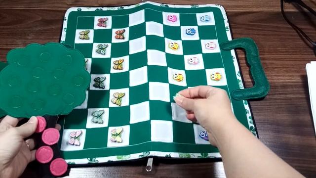 Developing game for children OWL vs BUTTERFLY/Необычные детские шашки из фетра: Совы против Бабочек смотреть онлайн