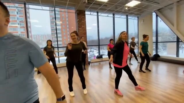 Бачата в танцевальной студии Classfit смотреть онлайн