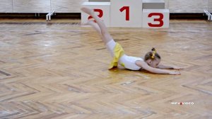 Детский акробатический танец #05