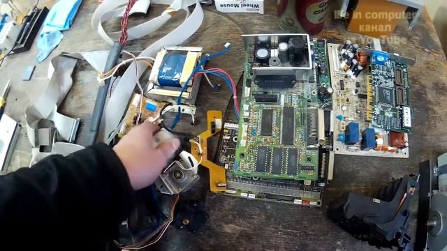 Parse old computer 486 or 386. Разберем старый комп 486 или 386 смотреть онлайн