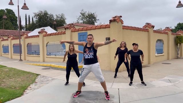 Tití Me Preguntó - Bad Bunny ?. Zumba Coreografía Reggaetón Choreography Dance Fitness