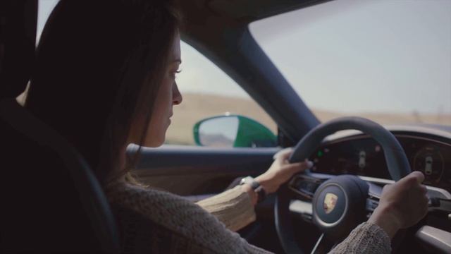 Alexandra Daddario explains the all-electric Porsche Taycan concept смотреть онлайн