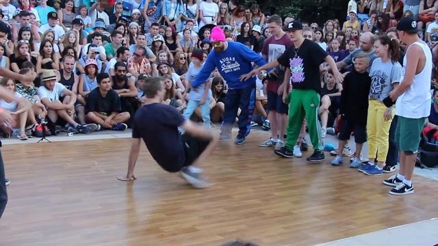 AVRORA B-BOYS & XO YALTA SUMMER JAM 2015 "Music" смотреть онлайн