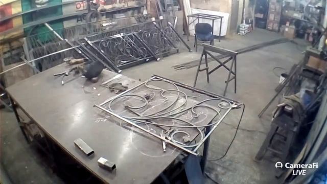 ХОЛОДНАЯ КОВКА Наклонные перила для лестницы на второй этаж третья часть 07.01.2020 смотреть онлайн