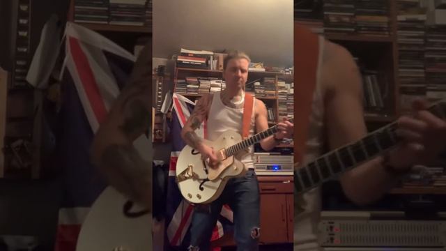 Brian setzer ( summertime blues ) cover смотреть онлайн