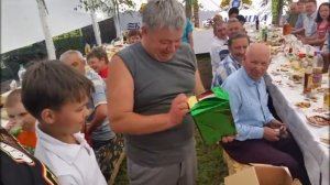 Подарил отцу машину в день рожденья