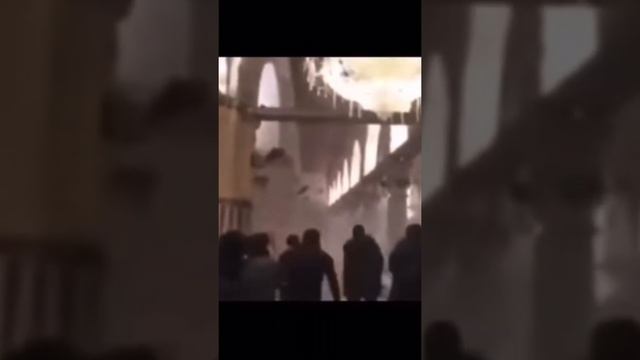 Иерусалим мечеть аль-Акса притеснение в свящённую пятницу Рамадана смотреть онлайн