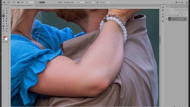 Photoshop Retouching Tutorial from Start (RAW) to Finish (JPEG) of a Charlotte Stinger Image смотреть онлайн