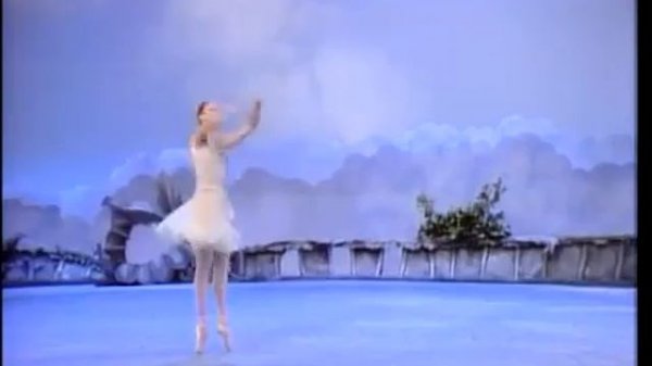 CHACONNE (Music: Gluck / Choreography: Balanchine)
