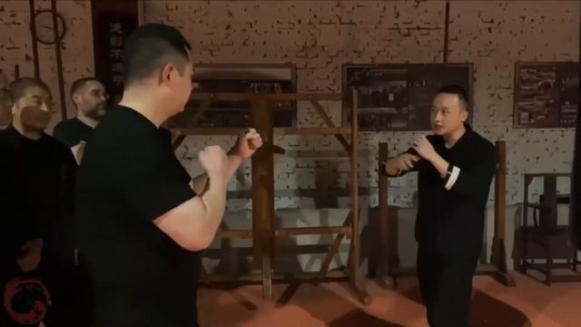 Вин Чун 咏春 Техники самообороны с Мастером Тэном 1 #кунгфу #винчун смотреть онлайн