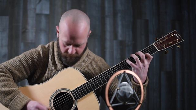 Acoustic Music Works - Collings D3 Dreadnought, Adirondack Spruce, Madagascar Rosewood смотреть онлайн