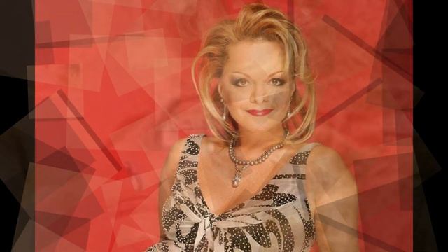 Она ушла знаменитой...Москва потеряла певицу Ларису Долину... смотреть онлайн